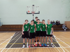 Команда юношей гимназии стала победителем в финальной игре «Локобаскет».