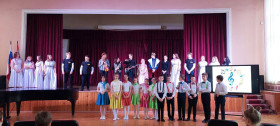 В гимназии прошла премьера мюзикла «Трубадур и все-все-все» от театральной студии.